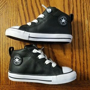 Converse Shoes - Toddler Black Leather Converse All☆Star Shoes 7C Converse Shoes - Toddler Black Leather Converse All☆Star Shoes 7C
